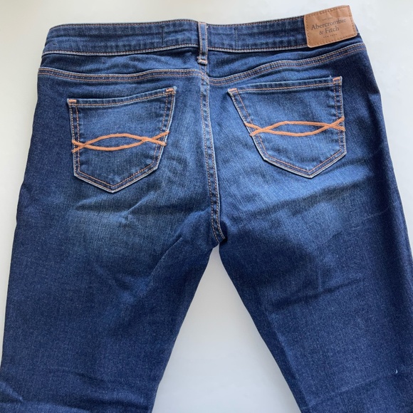 Abercrombie & Fitch - Stretch Skinny Ankle Jean - Dark and light wash - Size 26 - Picture 6 of 11